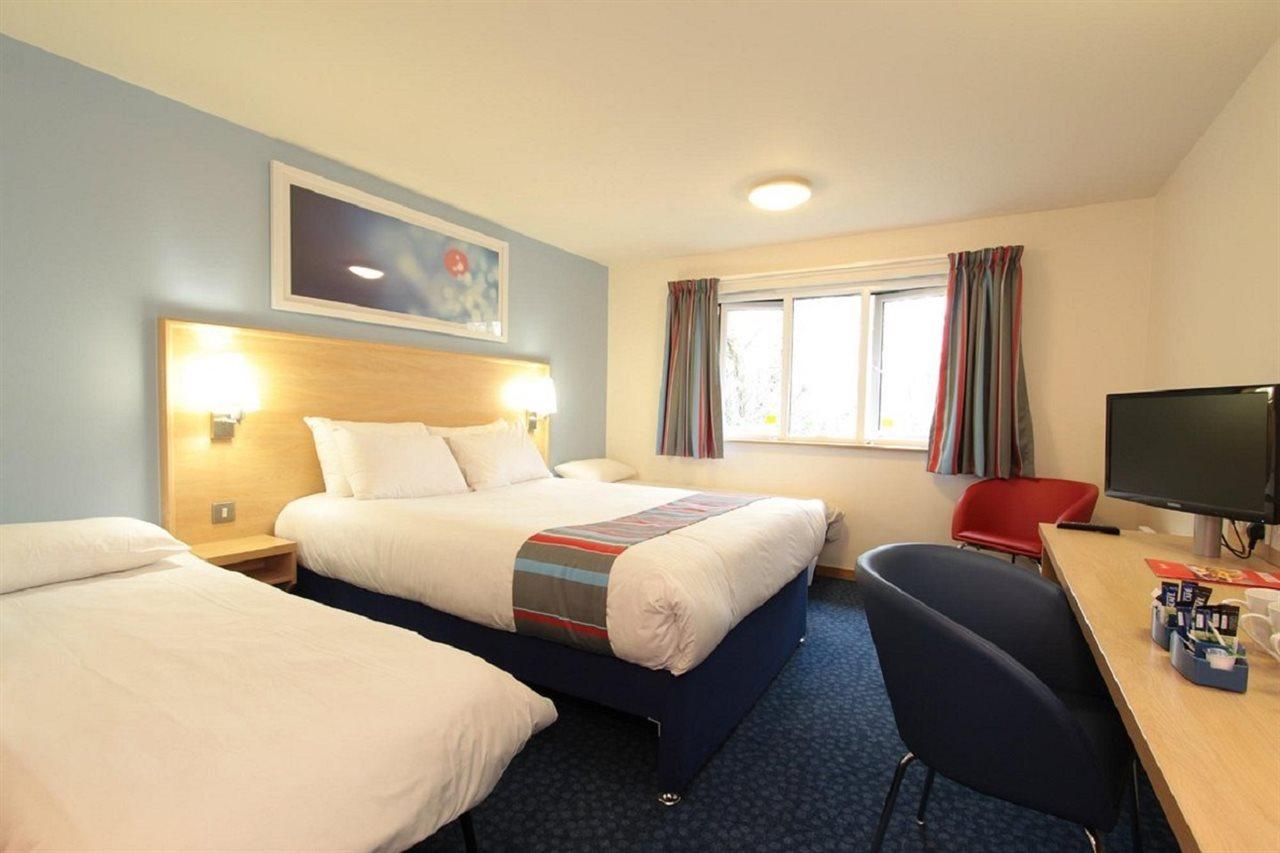 Travelodge Kettering Luaran gambar