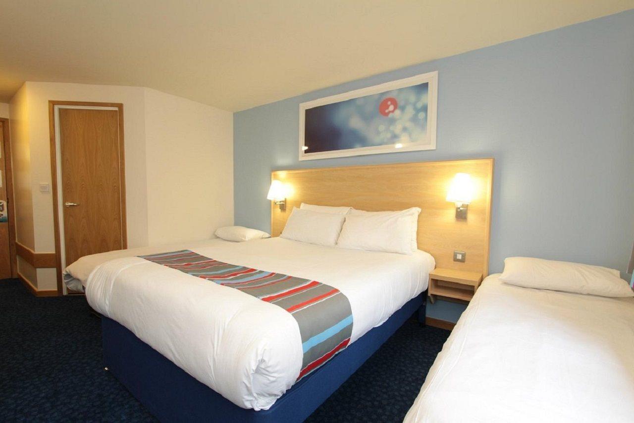 Travelodge Kettering Luaran gambar